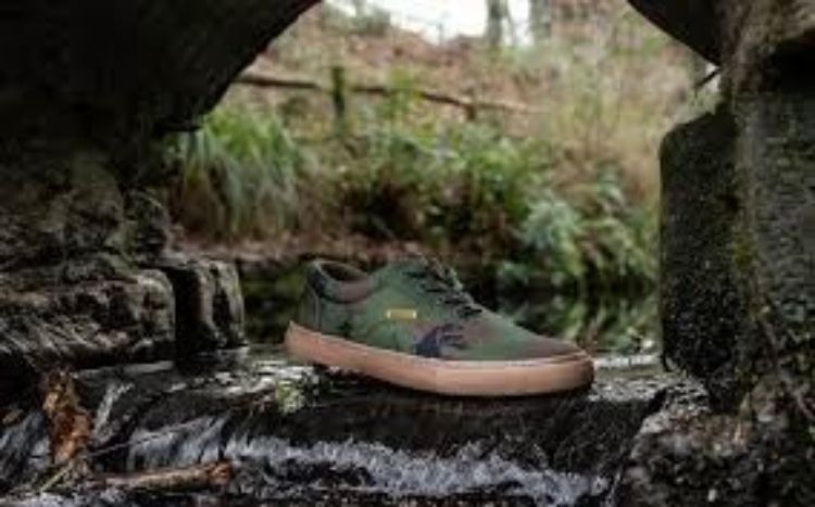 Picture of Navitas Lo-down camo trainers