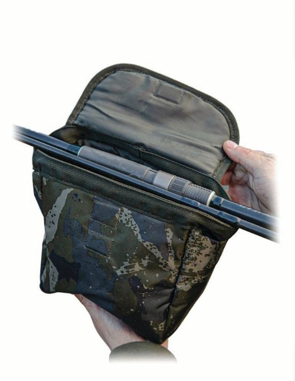 Picture of SOLAR UNDERCOVER CAMO PADDED REEL POUCH