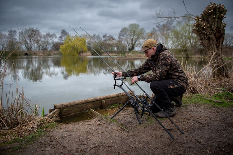 Picture of Fox EOS 2 & 3 Rod Tripod