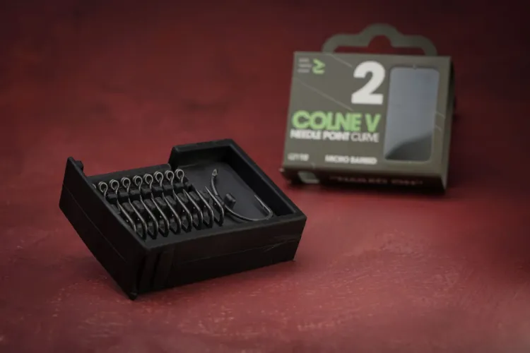 Picture of ONE MORE CAST COLNE-V Needle Point Hooks (Curves)