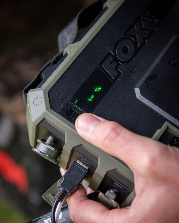 Снимка на Външна батерия FOX Halo Wireless Power 96K